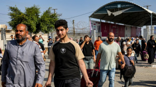 Gaza tem primeiras evacua&ccedil;&otilde;es em dia de novo bombardeio a campo de refugiados
