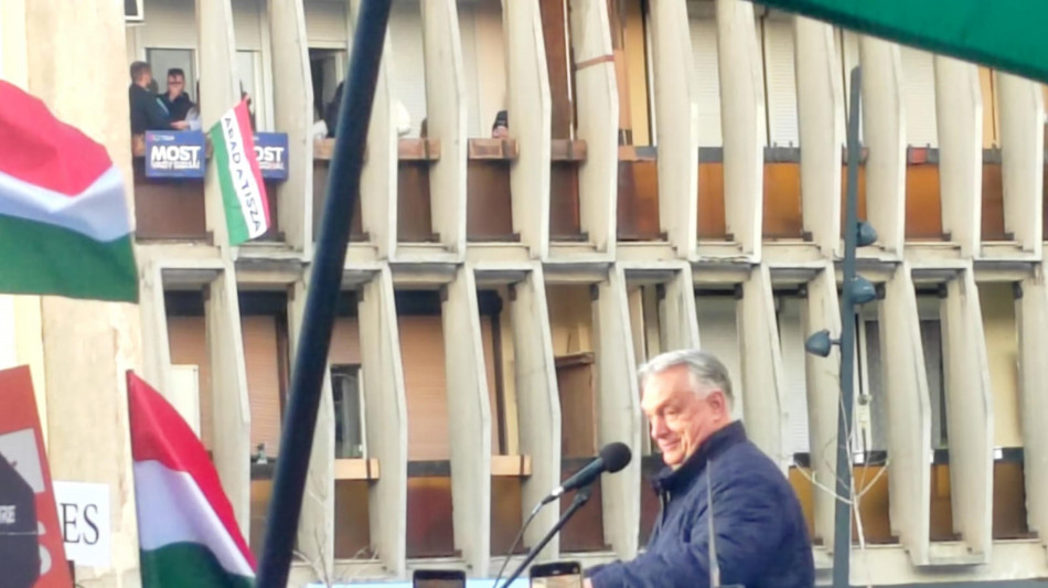 Orban accusa l'opposizione, 'in atto complotto per manipolare il voto'