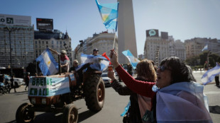Miles de productores agropecuarios de Argentina protestan contra la presi&oacute;n fiscal 