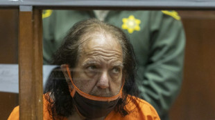 El actor porno Ron Jeremy deber&aacute; someterse a ex&aacute;menes psiqui&aacute;tricos