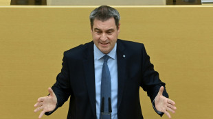 Corona-Lockerungen in Bayern: S&ouml;der k&uuml;ndigt 25.000 Zuschauer an