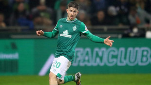 Bremen trotz Patzer an der Spitze - N&uuml;rnberg mit D&auml;mpfer