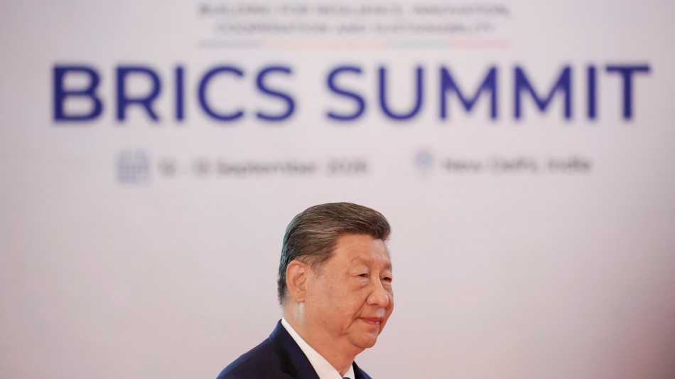 'Cina minaccia di far saltare il vertice Xi-Trump se Usa vendessero armi a Taiwan'