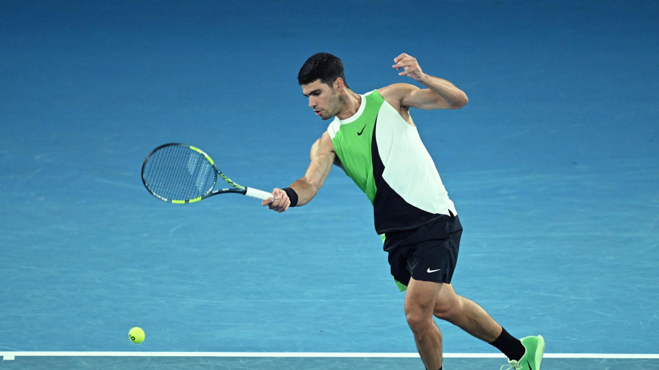 Australian Open: parte bene Alcaraz, battuto Walton in tre set