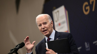 Biden reprend les &acirc;pres n&eacute;gociations sur la dette, &agrave; 10 jours de l'&eacute;ch&eacute;ance