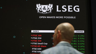 Borsa: Europa fiacca, Londra -0,9%