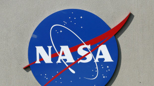 Riaccesi i motori di Artemis II, anche la Via Lattea tra le foto