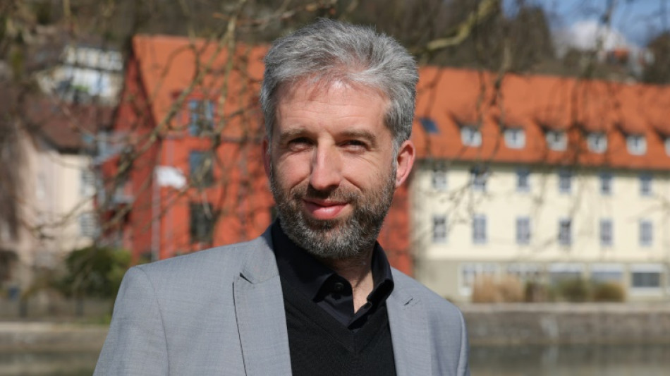 T&uuml;binger Oberb&uuml;rgermeister Palmer mit 52,4 Prozent wiedergew&auml;hlt