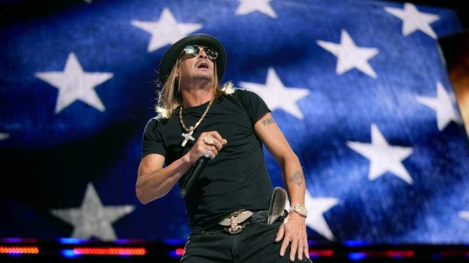 US Army helicopter pilots cleared after Kid Rock flyby