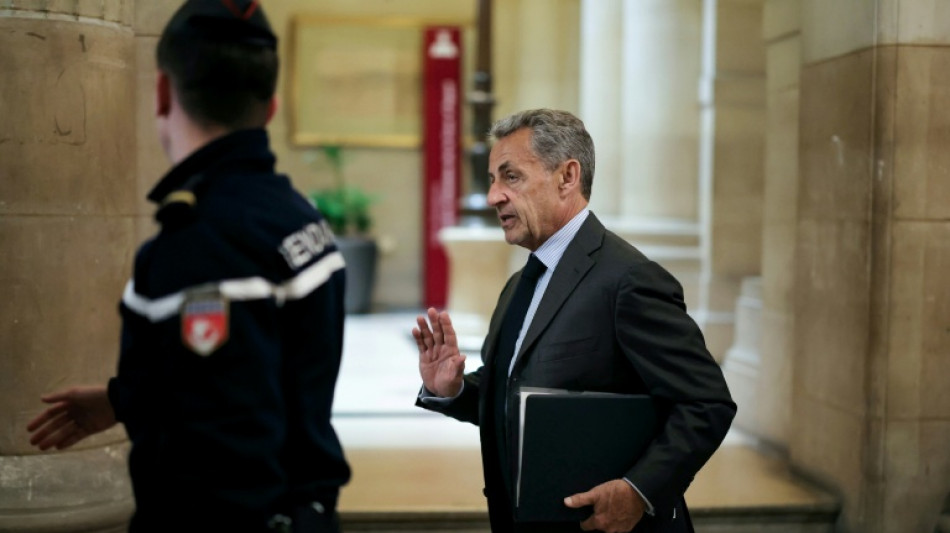El expresidente franc&eacute;s Sarkozy se libra de usar de nuevo una tobillera electr&oacute;nica