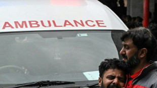 M&aacute;s de 30 muertos y 169 heridos en un atentado suicida contra una mezquita chi&iacute;ta en Pakist&aacute;n