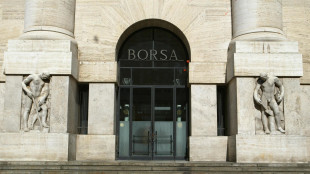 Borsa: Milano chiude in rialzo, Ftse Mib +0,37%