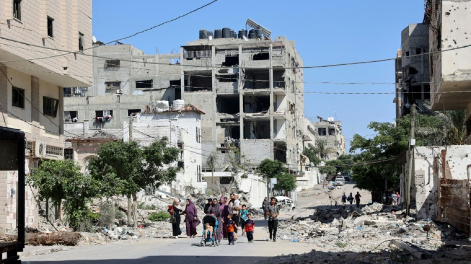 Milhares de palestinos fogem de Gaza e mediadores intensificam press&atilde;o por uma tr&eacute;gua