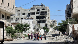 Milhares de palestinos fogem de Gaza e mediadores aumentam press&atilde;o por tr&eacute;gua