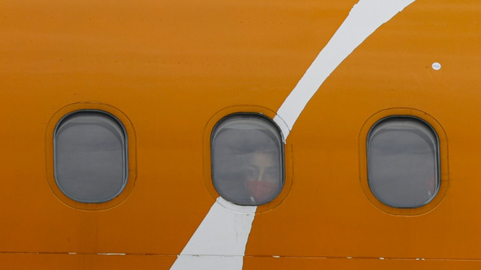 Suprema Corte permite que governo Trump revogue proteção migratória de 350 mil venezuelanos