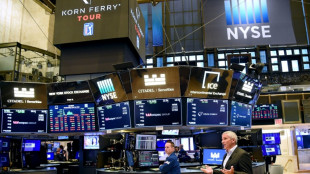 Wall Street termine en ordre dispers&eacute;: l'&eacute;conomie am&eacute;ricaine va bien, mais les taux montent