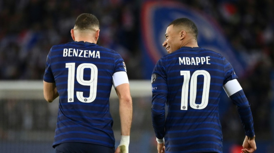 Bleus: Benzema et Mbapp&eacute;, une relation scrut&eacute;e