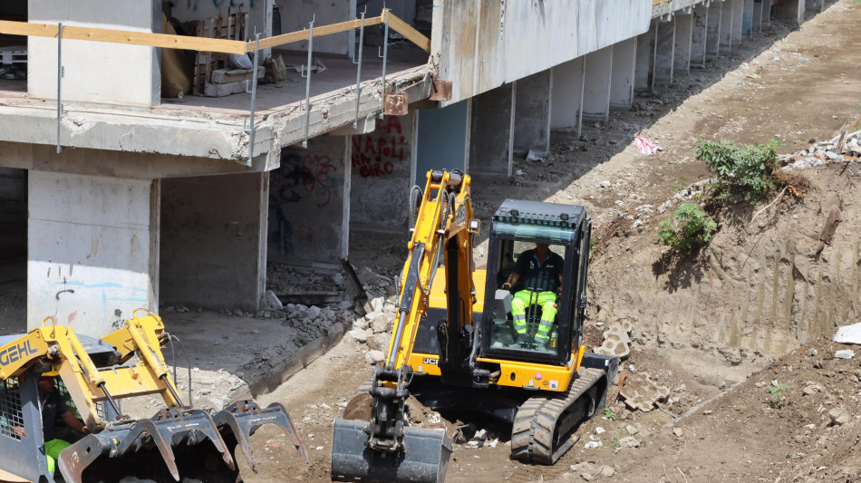 Milleproroghe: maggioranza rilancia condono edilizio del 2003