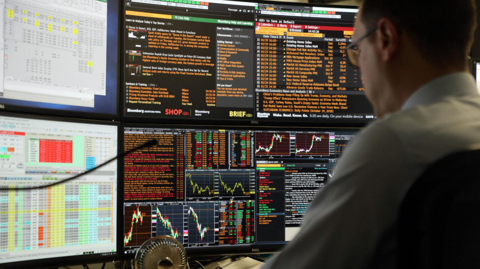 Lo spread tra Btp e Bund chiude in rialzo a 70 punti