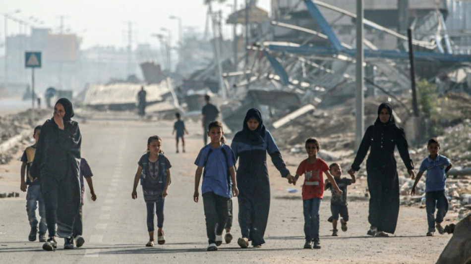Israel bombardeia centro de Gaza em meio a esfor&ccedil;os internacionais para tr&eacute;gua