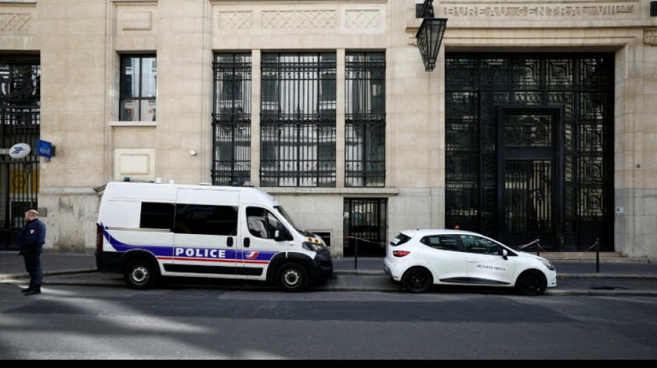 France charges man over failed attack on US bank