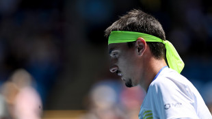 Tennis: Sonego al rientro, supera il primo turno a Barcellona