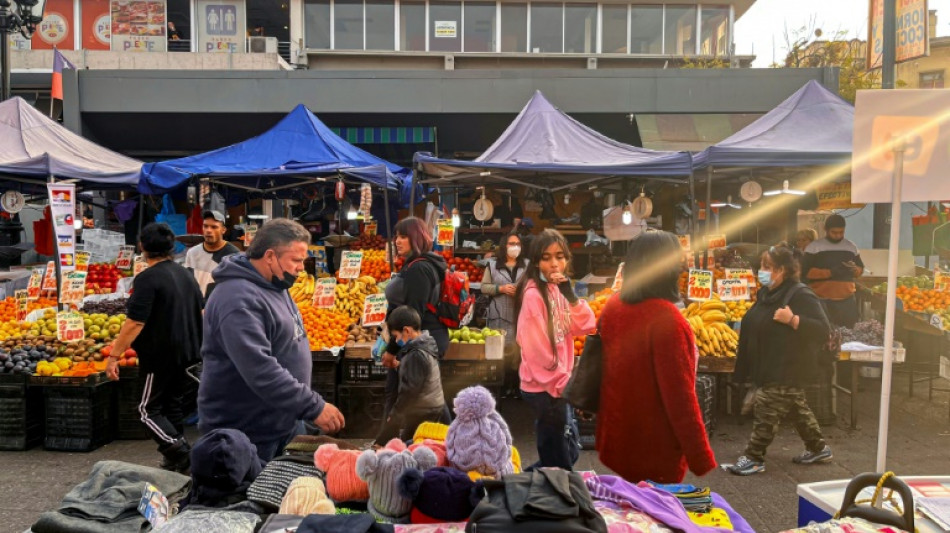 Chile anuncia bono de ayuda a 7,5 millones de personas para enfrentar la inflaci&oacute;n