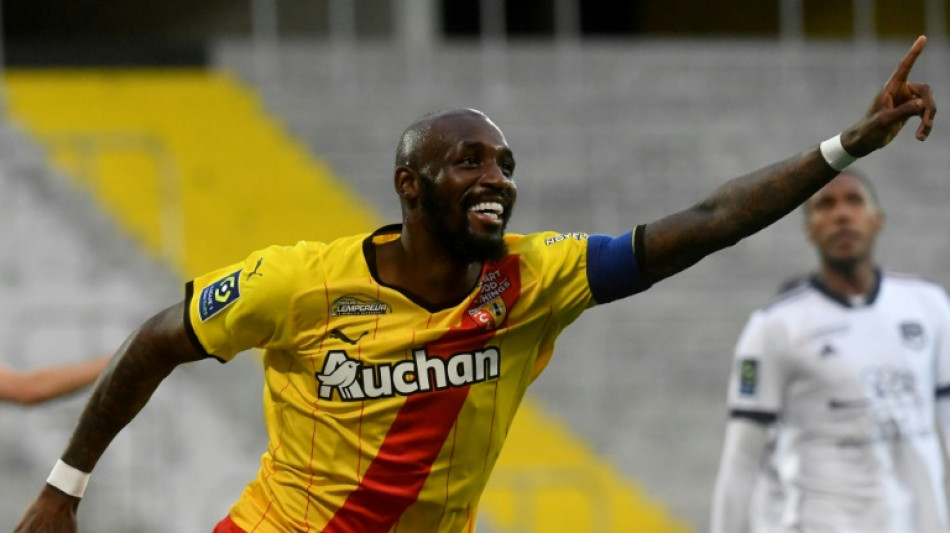 Al-Nassr anuncia contrata&ccedil;&atilde;o do volante marfinense Seko Fofana, do Lens