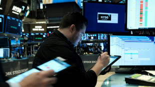 Wall Street ouvre en l&eacute;g&egrave;re baisse avant une d&eacute;cision de la Fed