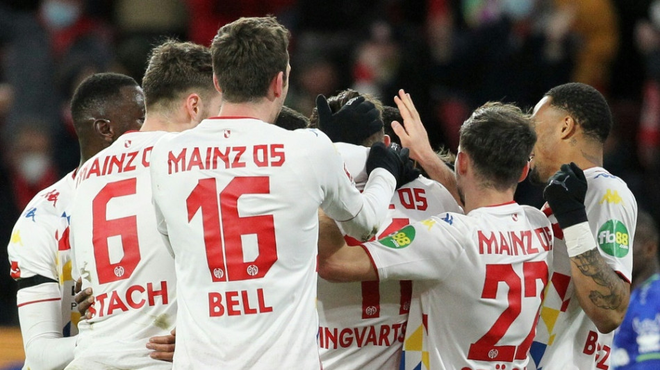 Corona-Ausbruch in Mainz: 19 F&auml;lle vor BVB-Spiel