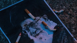 'Si rifiuta di abbassare la musica per il lutto di Khamenei e gli sparano'