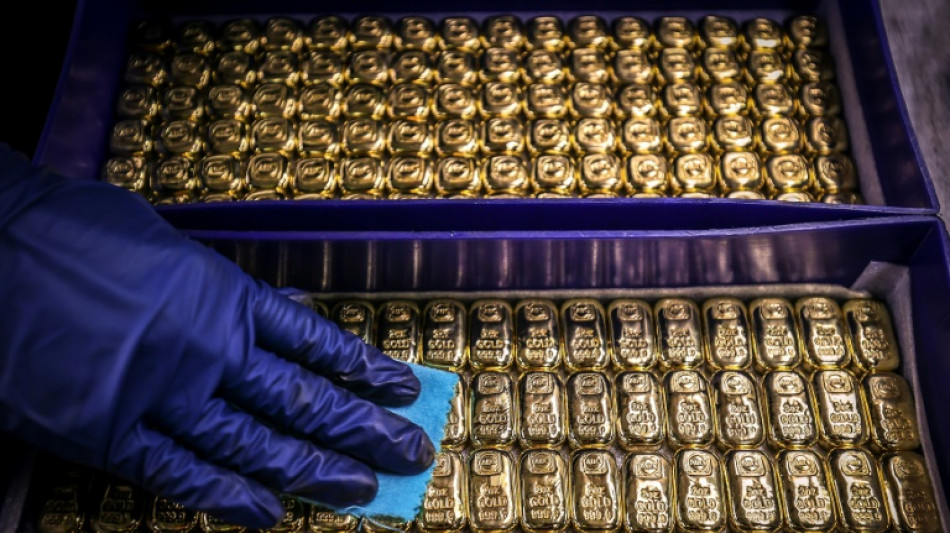 Bolsas asi&aacute;ticas caen, oro y petr&oacute;leo suben por crisis en Ucrania