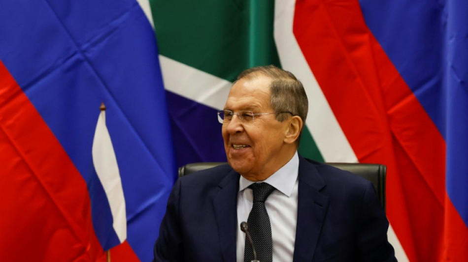 Sud&aacute;frica insiste en su amistad con Rusia en pol&eacute;mica visita de jefe de diplomacia rusa al pa&iacute;s