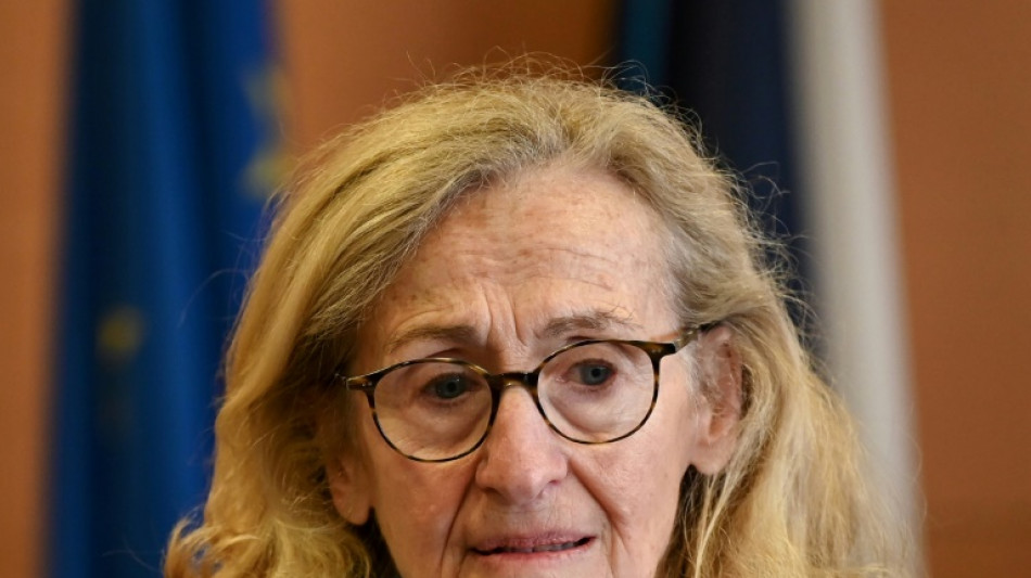 Menaces contre les lycées: Belloubet "suspend" la messagerie de tous les ENT