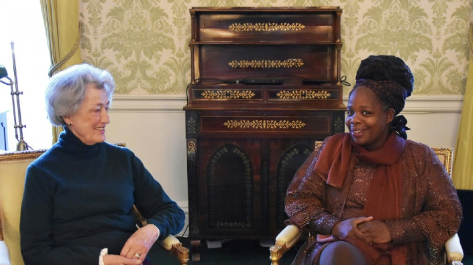 Una amiga de la difunta Isabel II se disculpa tras una pol&eacute;mica racista en el Palacio de Buckingham