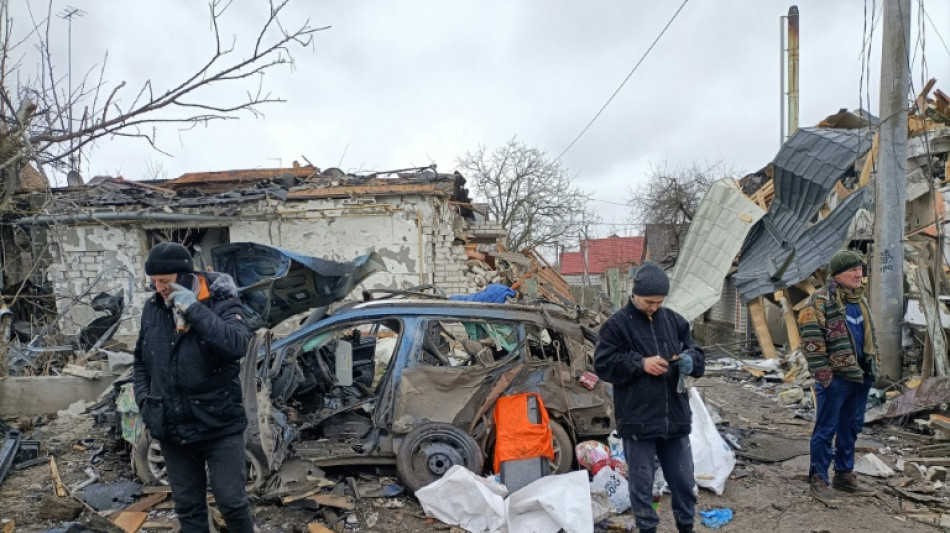 Ukraine: prise de Kherson par l'arm&eacute;e russe, discussions sur un cessez-le-feu