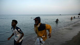 Relat&oacute;rios alertaram para risco de "fluxos maci&ccedil;os" de migrantes em Ceuta