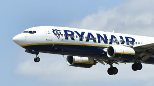 Las aerol&iacute;neas de bajo coste vuelan alto en el verano europeo