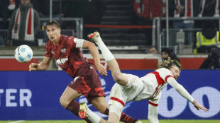Party hier, Doppel-Rot da: VfB dreht Spiel gegen Leipzig