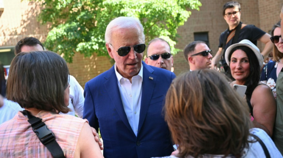 Aumenta press&atilde;o contra Biden, refor&ccedil;ada pelos democratas e por Hollywood