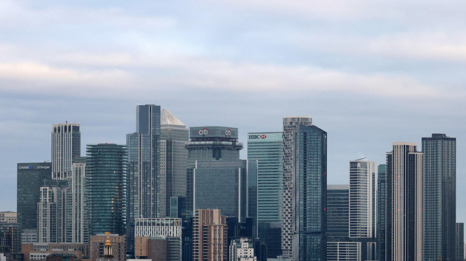 Borsa: l'Europa conclude in calo, Francoforte -0,69%