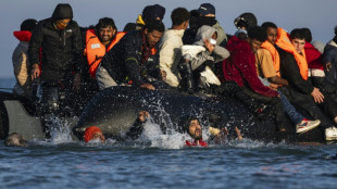 Francia rescata este fin de semana a casi 400 migrantes en el canal de la Mancha