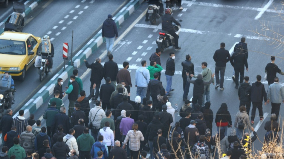 Weitere Tote bei Protesten im Iran - Chamenei warnt "Aufr&uuml;hrer" 
